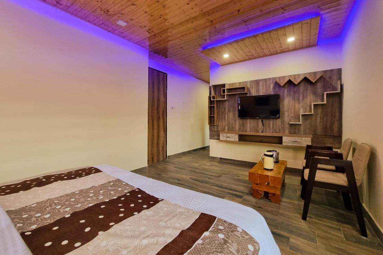 Hotel White Cloud Banikhet Dış mekan fotoğraf